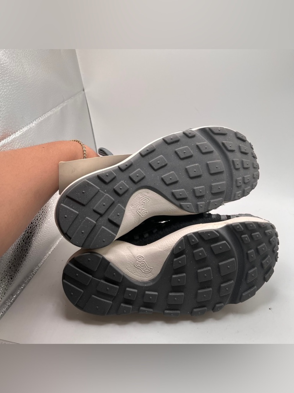 Nike Air Footscape Woven Black and Smoke Grey Nike Woven Slip-On Sneakers SZ5.5 - Picture 10 of 10